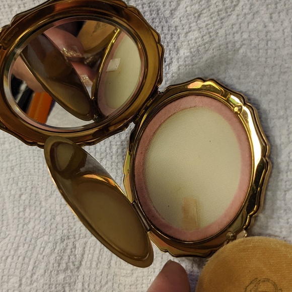 Stratton Compact Mirror - Picture 11 of 11